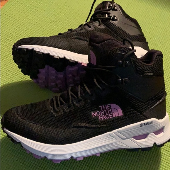 The North Face Women’s 9.5 Safien Mid Snow Boots - Picture 4 of 5